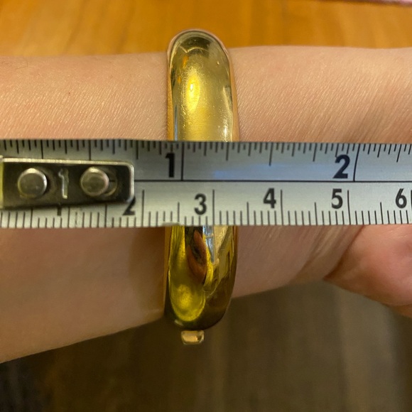 14k GF Bangle Bracelet